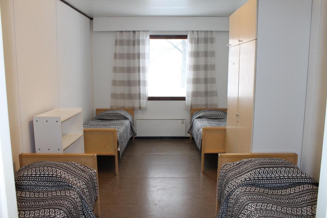 Guesthouse - Kuin Kotonaan Kotka Esterno foto